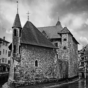  Appartement Design Appart O'prison.. Canal View & Old Prisons
